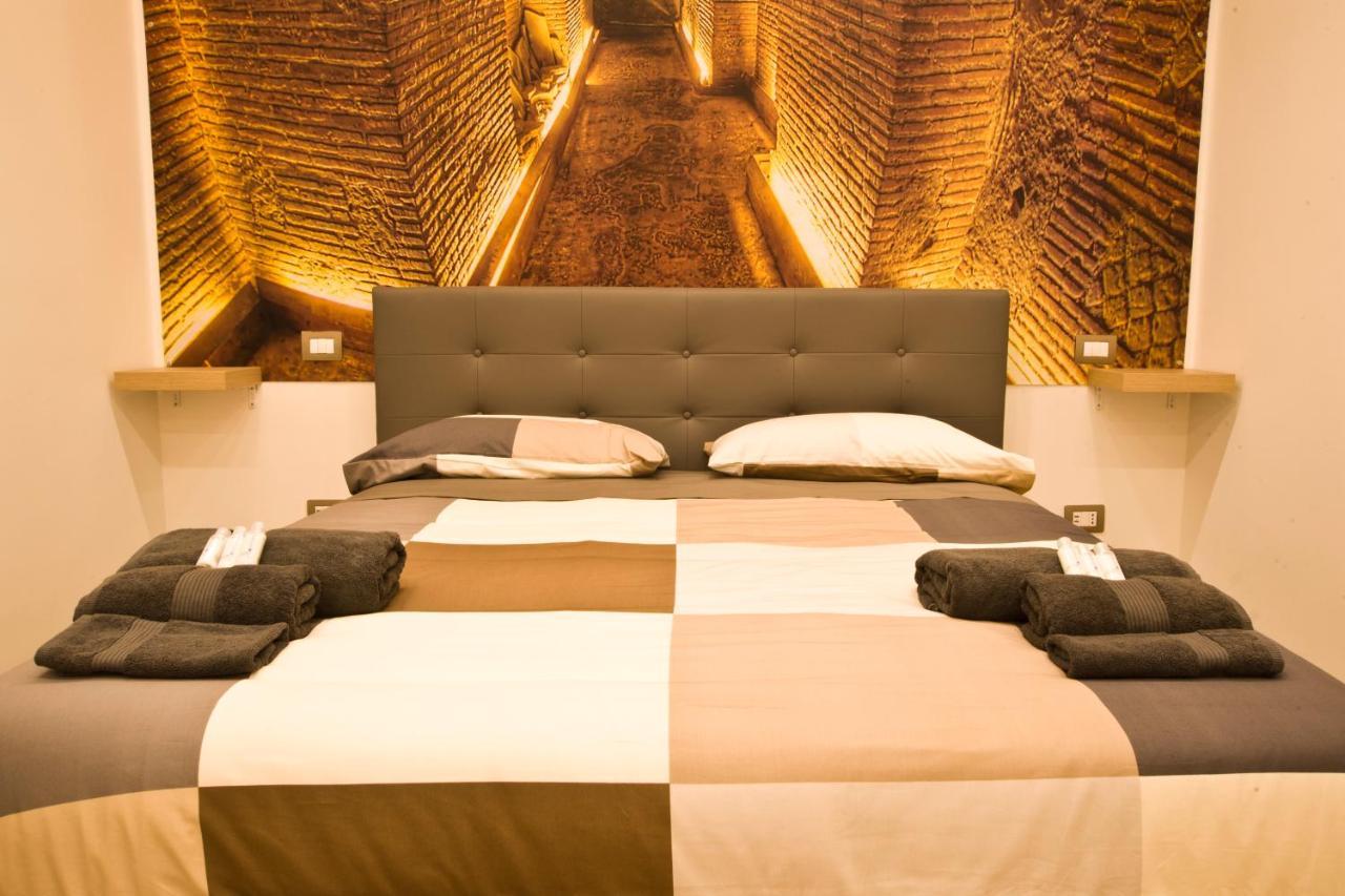 Suite Napoli Sotterranea Con Vasca Idromassaggio Exteriör bild