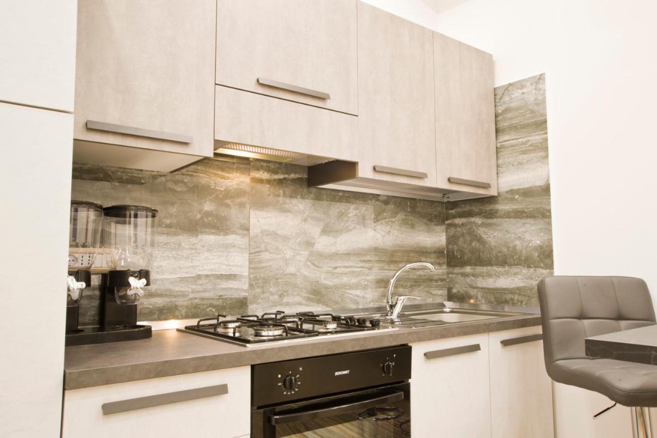 Suite Napoli Sotterranea Con Vasca Idromassaggio Exteriör bild