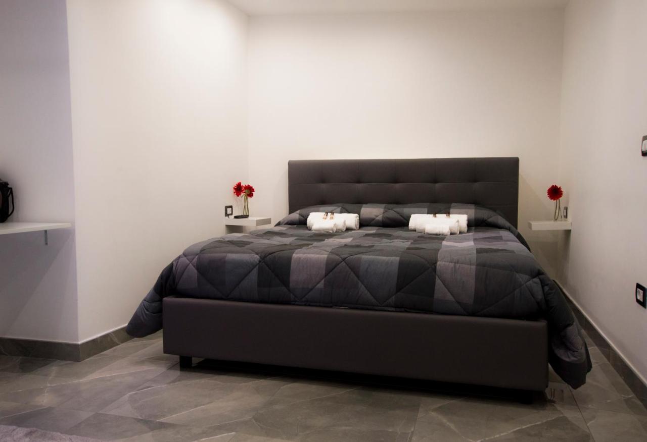 Suite Napoli Sotterranea Con Vasca Idromassaggio Exteriör bild