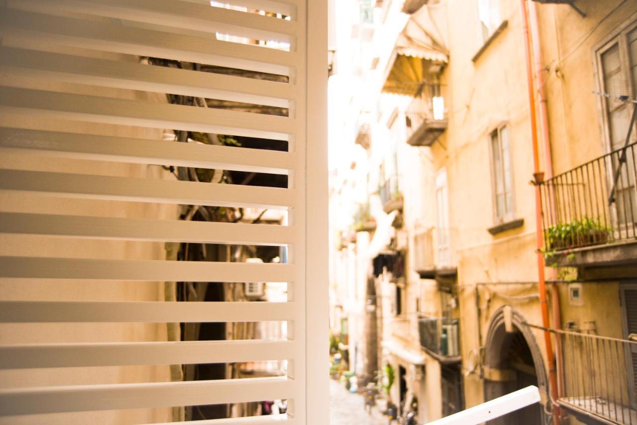 Suite Napoli Sotterranea Con Vasca Idromassaggio Exteriör bild